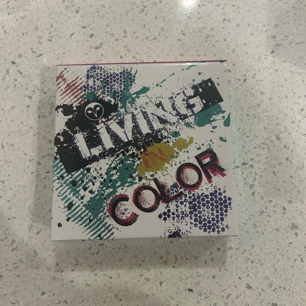 Living Color eyeshadow palette!
